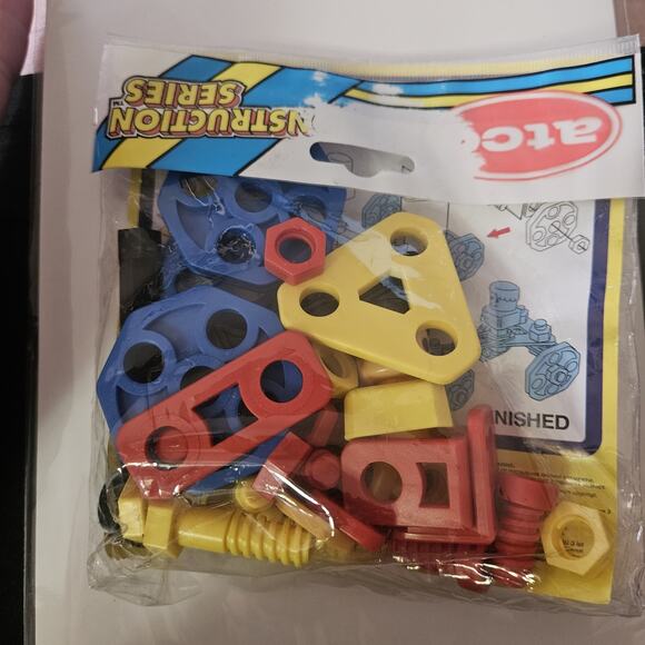 Vintage Atco Construction Series 28 Pieces 10241 New in Package - Picture 2 of 2